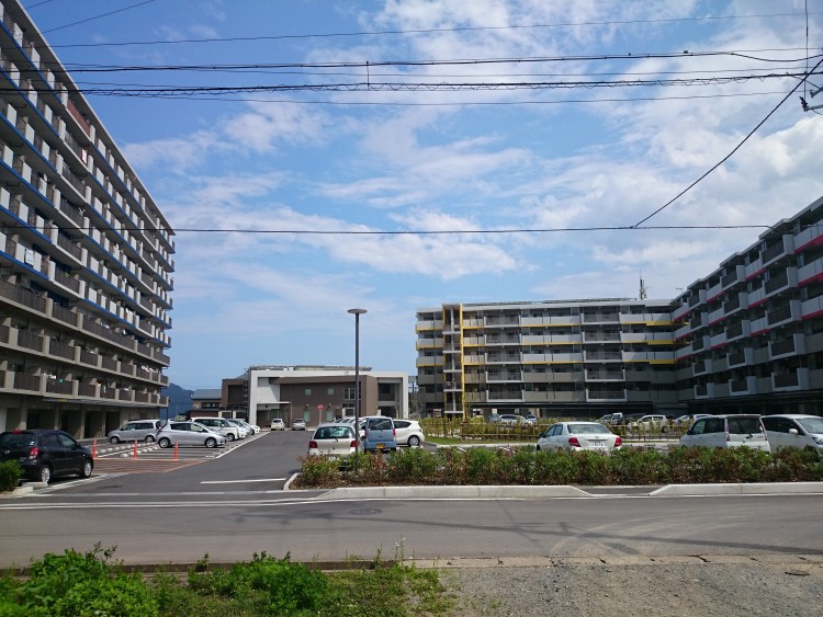 Nango housing that became Kesennuma reconstruction house No. 1. 165 household will be residing.